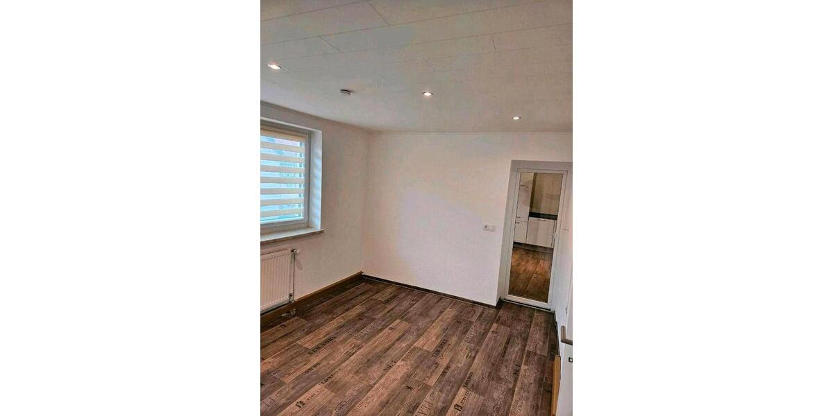 Etagenwohnung Greußen - 2 Zimmer, 63 m&sup2;, 570&euro; | Angebot:26558171