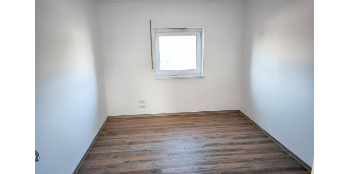 Etagenwohnung Bad Königshofen im Grabfeld - 3 Zimmer, 76 m&sup2;, 750&euro; | Angebot:26278717