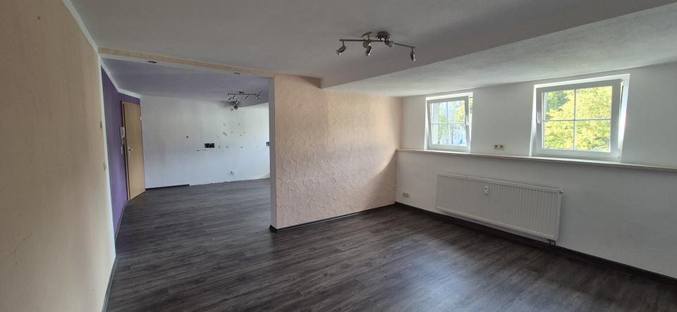 Dachgeschoßwohnung Jöhstadt - 4 Zimmer, 92 m&sup2;, 415&euro; | Angebot:23619217