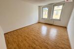 Schicke 2-Raum-Wohnung mit Balkon & Einbauküche in ruhiger, aber zentraler Lage von Aue