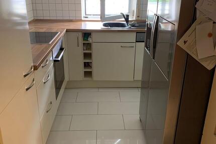 4-Zimmer-Wohnung ca. 94 m² mit Balkon & Stellplatz zu vermieten 4 zimmer