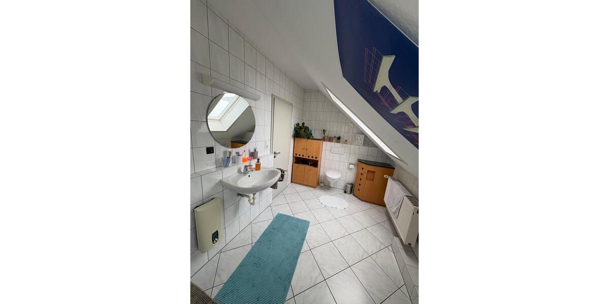 Dachgeschoßwohnung Vechta - 5 Zimmer, 18 m&sup2;, 280&euro; | Angebot:25349358