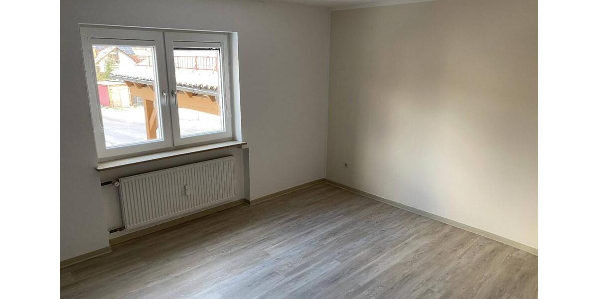 Etagenwohnung Frammersbach - 3 Zimmer, 90 m&sup2;, 720&euro; | Angebot:26024603
