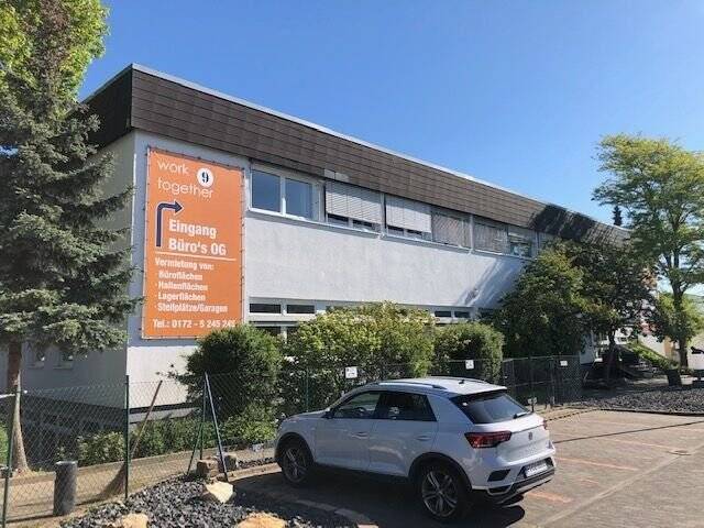 Schönes Büro (Nr.10) 22m² im 1.OG , hell und freundlich. Gute Verkehrsanbindung !
