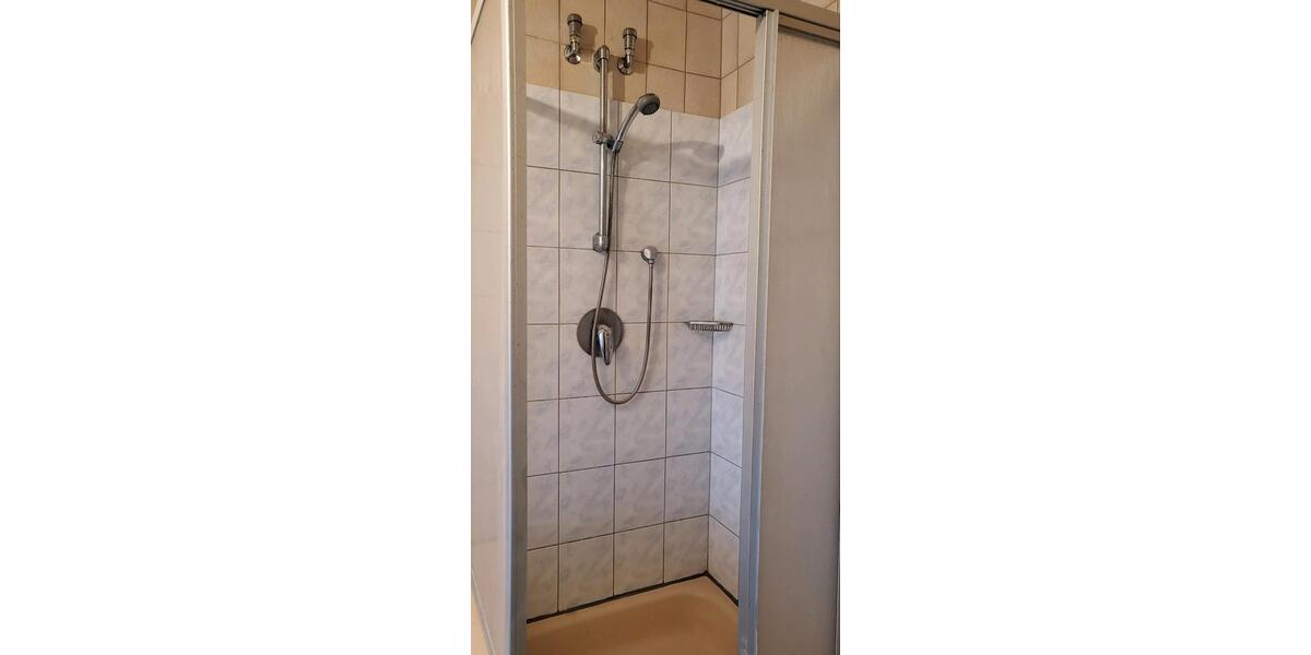 Einfamilienhaus Hillerse - 8 Zimmer, 220 m&sup2;, 1.500&euro; | Angebot:26225554