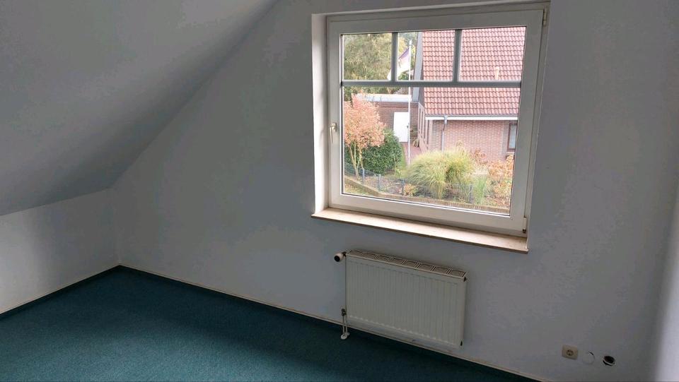 Doppelhaushälfte Rotenburg (Wümme) - 4 Zimmer, 120 m&sup2;, 1.200&euro; | Angebot:26646473