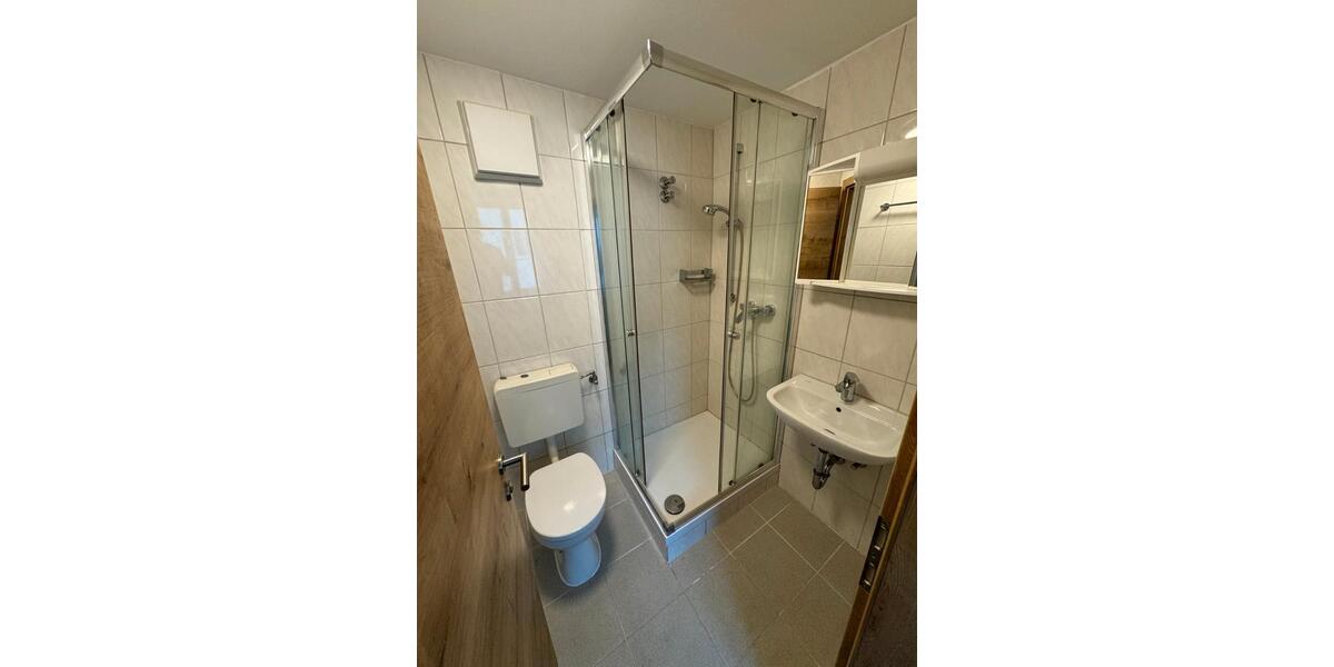 Etagenwohnung Passau Auerbach - 1 Zimmer, 20 m&sup2;, 300&euro; | Angebot:26660052
