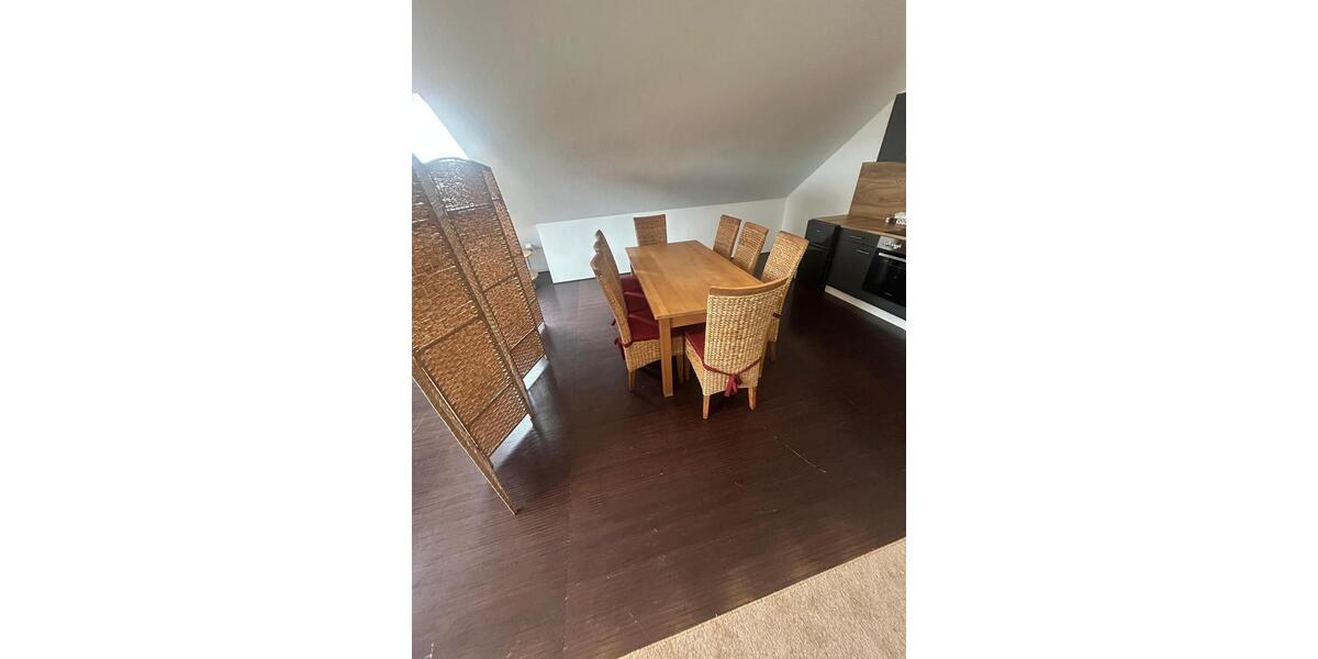 Dachgeschoßwohnung Ibbenbüren - 2 Zimmer, 140 m&sup2;, 1.000&euro; | Angebot:26039332