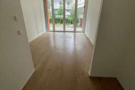 Wohnung zum Mieten in Erlangen 484,51 € 49.44 m²
