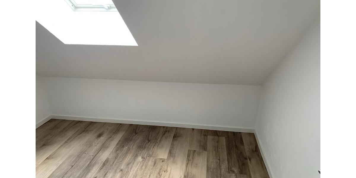 Dachgeschoßwohnung Lathen - 3 Zimmer, 63 m&sup2;, 850&euro; | Angebot:26248078