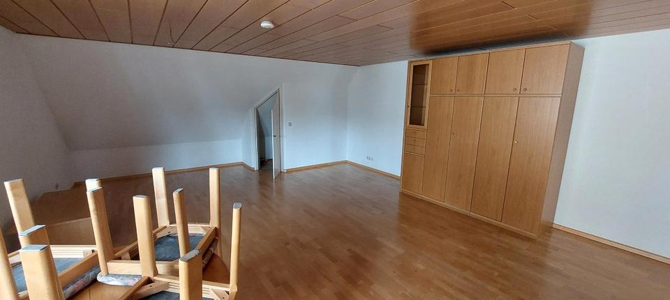 Dachgeschoßwohnung Freiburg im Breisgau Brühl - 1 Zimmer, 50 m&sup2;, 1.200&euro; | Angebot:26041982