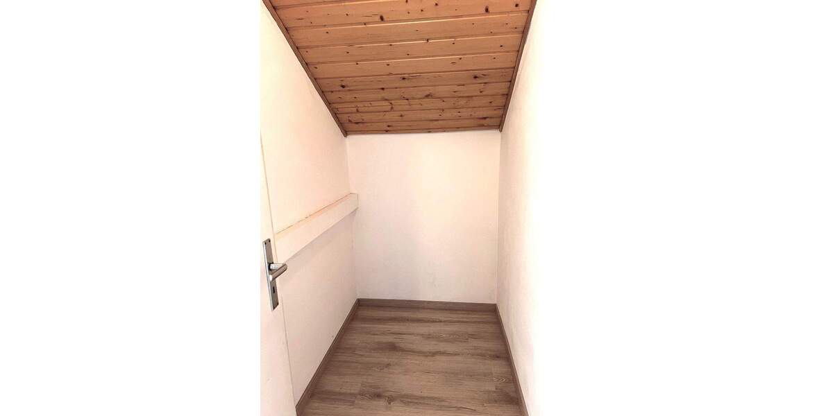 Einfamilienhaus Bidingen - 5 Zimmer, 130 m&sup2;, 1.365&euro; | Angebot:25670479
