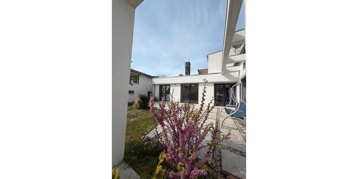 Erdgeschoßwohnung Delitzsch - 3.5 Zimmer, 130 m&sup2;, 1.650&euro; | Angebot:26571007