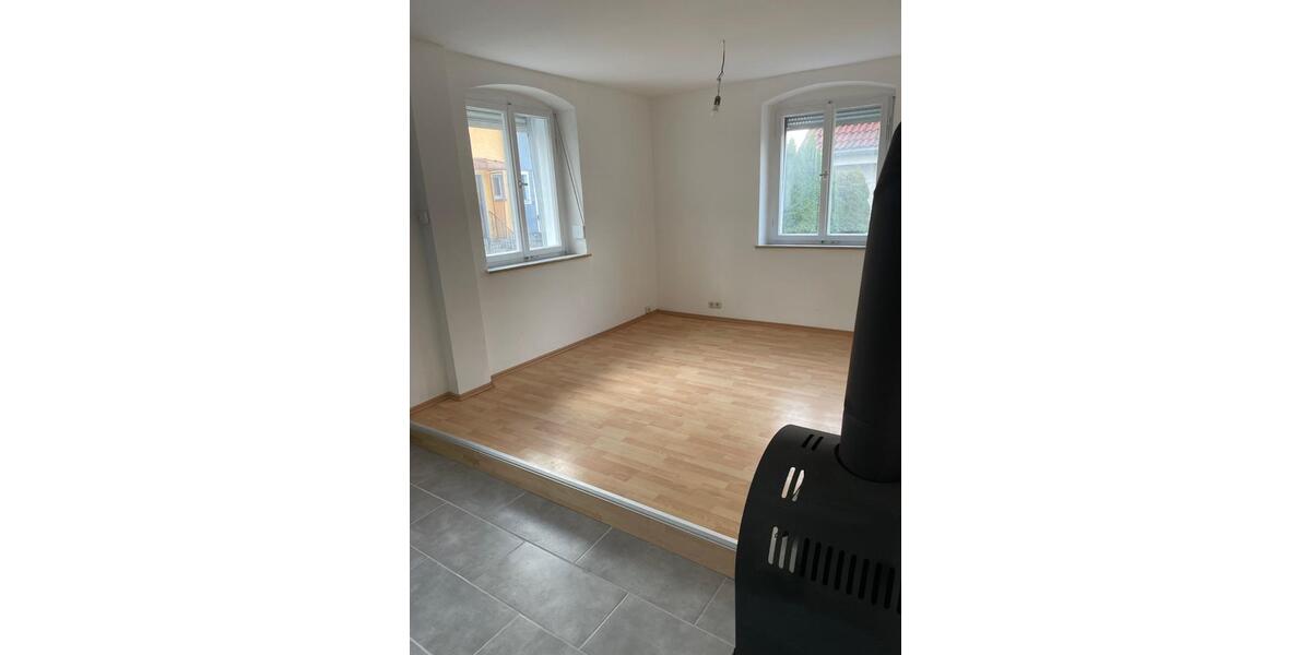 Schönes Wohnhaus mit Garten und Carport zur Miete 4 zimmer