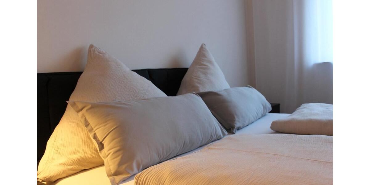 Wohnen auf Zeit Bergheim - 4 Zimmer, 120 m&sup2;, 179&euro; | Angebot:26373210