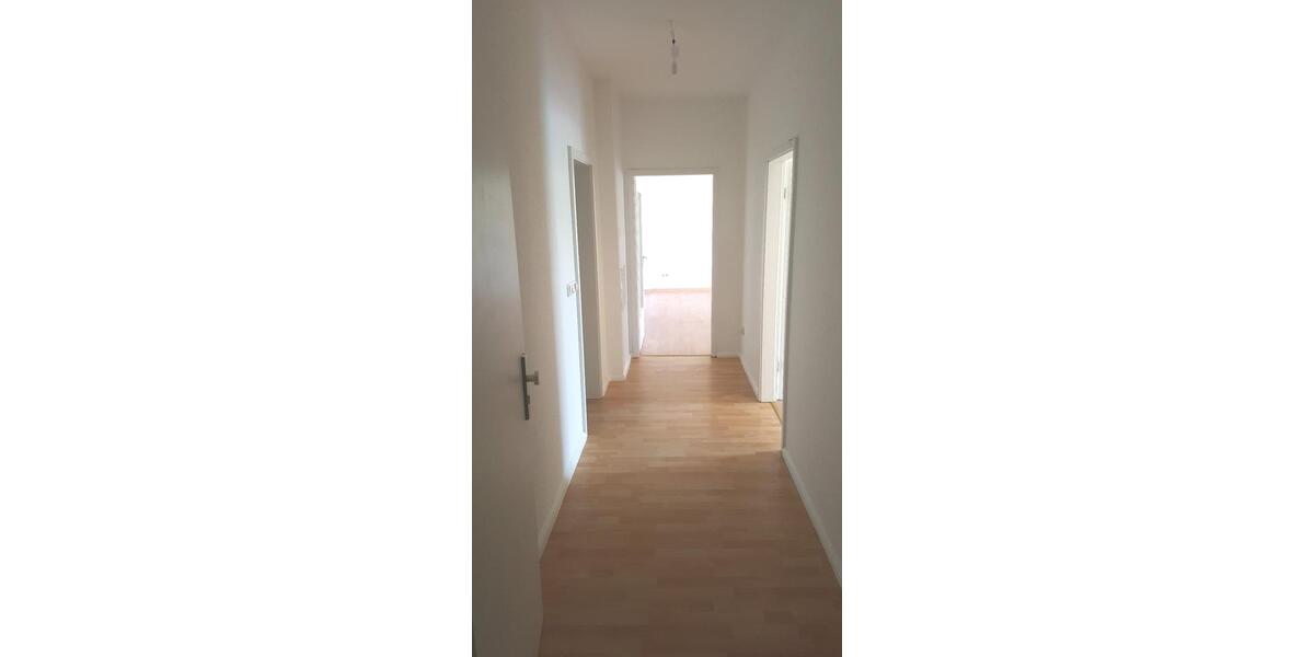 Etagenwohnung Freiberg - 1 Zimmer, 63 m&sup2;, 470&euro; | Angebot:26044969