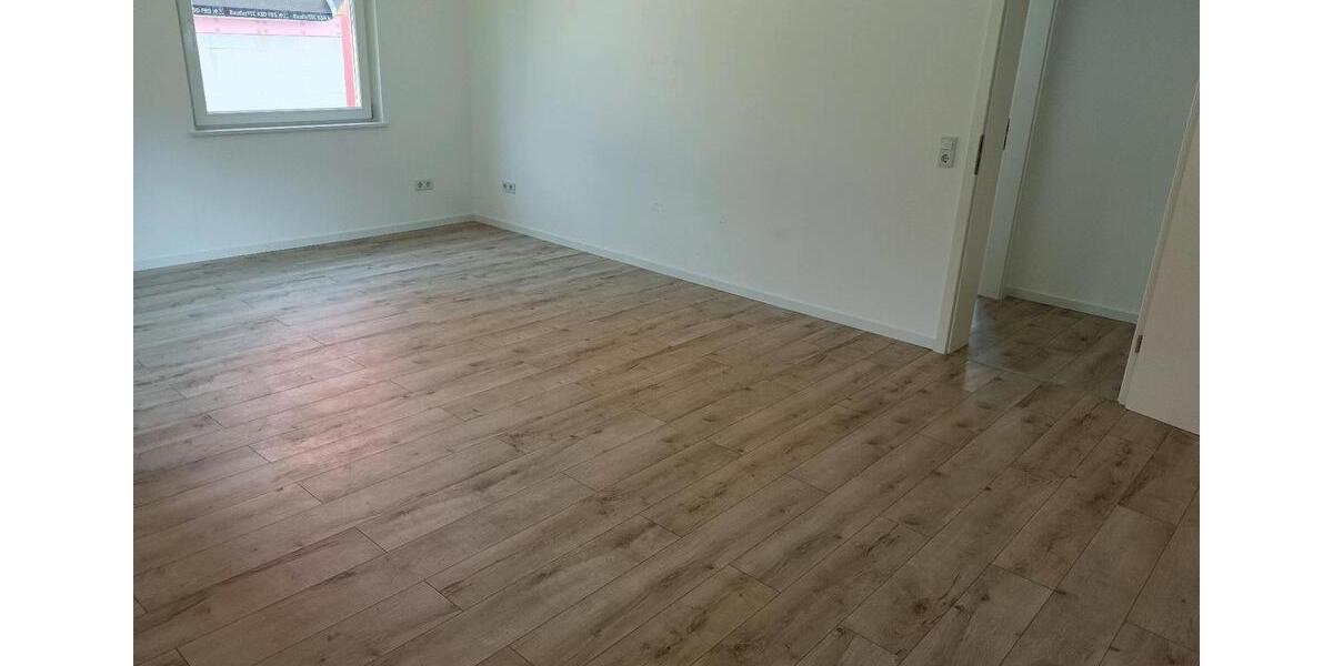 Hochparterre Lüdenscheid - 3 Zimmer, 80 m&sup2;, 800&euro; | Angebot:26561730
