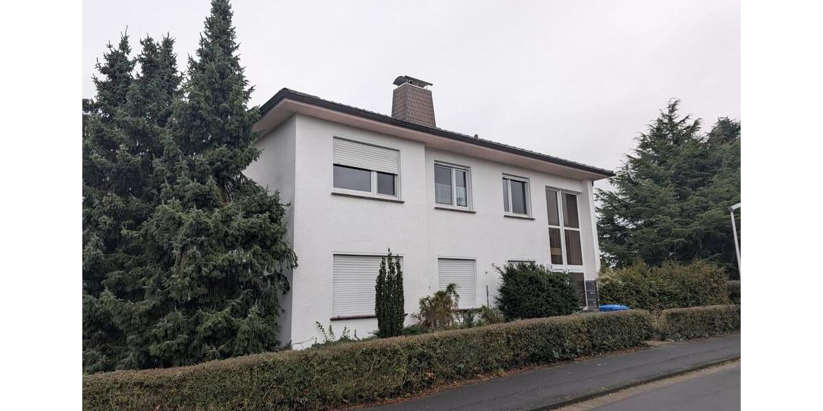 Großzügige 108 m² Wohnung mit Wintergarten & Garten 3 zimmer