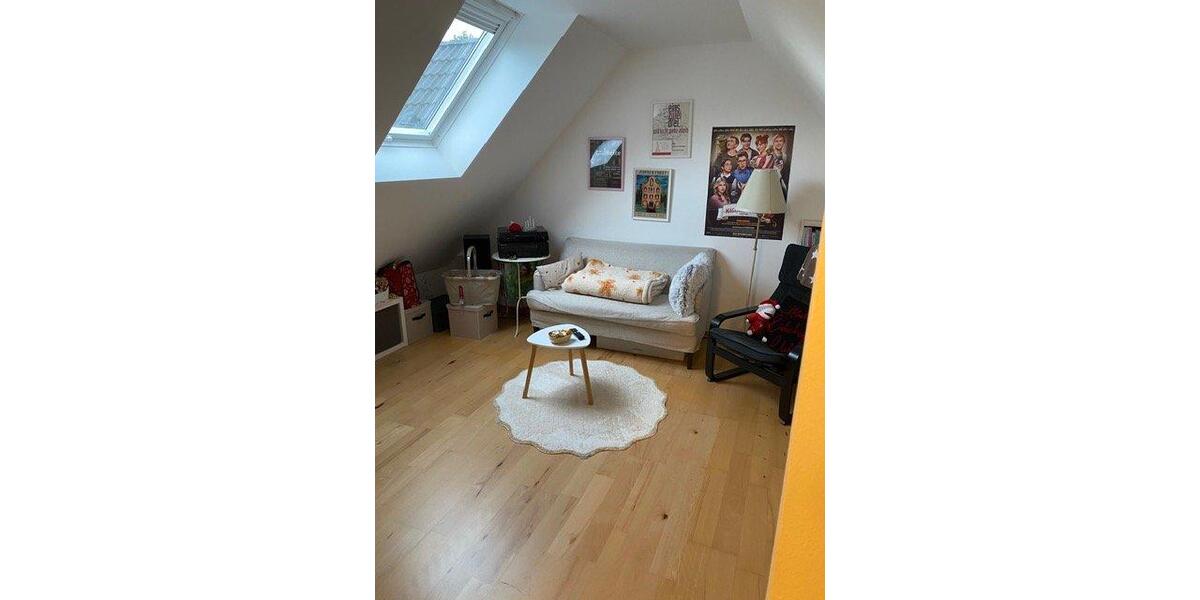Dachgeschoßwohnung Lohmar - 2 Zimmer, 40 m&sup2;, 525&euro; | Angebot:26679361