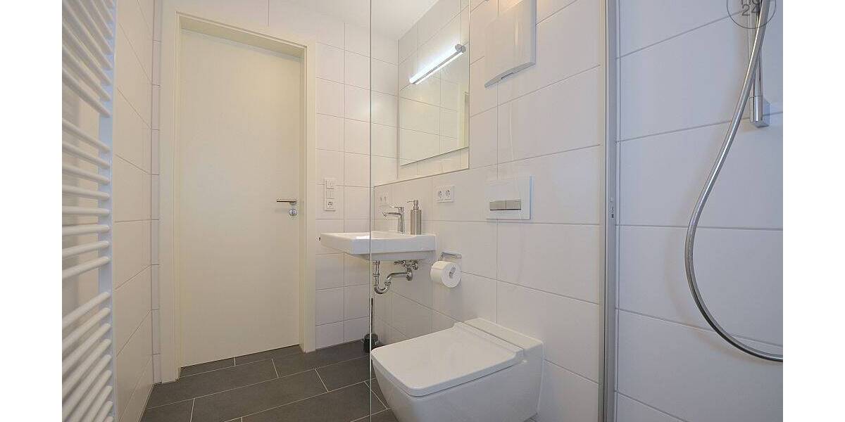 Etagenwohnung Stuttgart Bad Cannstatt - 2 Zimmer, 48 m&sup2;, 1.500&euro; | Angebot:26826830