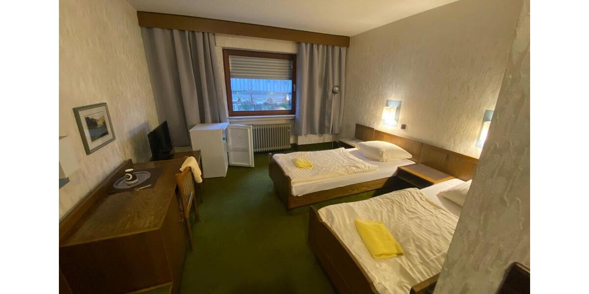 Etagenwohnung Gummersbach Berstig Süd - 1 Zimmer, 24 m&sup2;, 320&euro; | Angebot:26166750