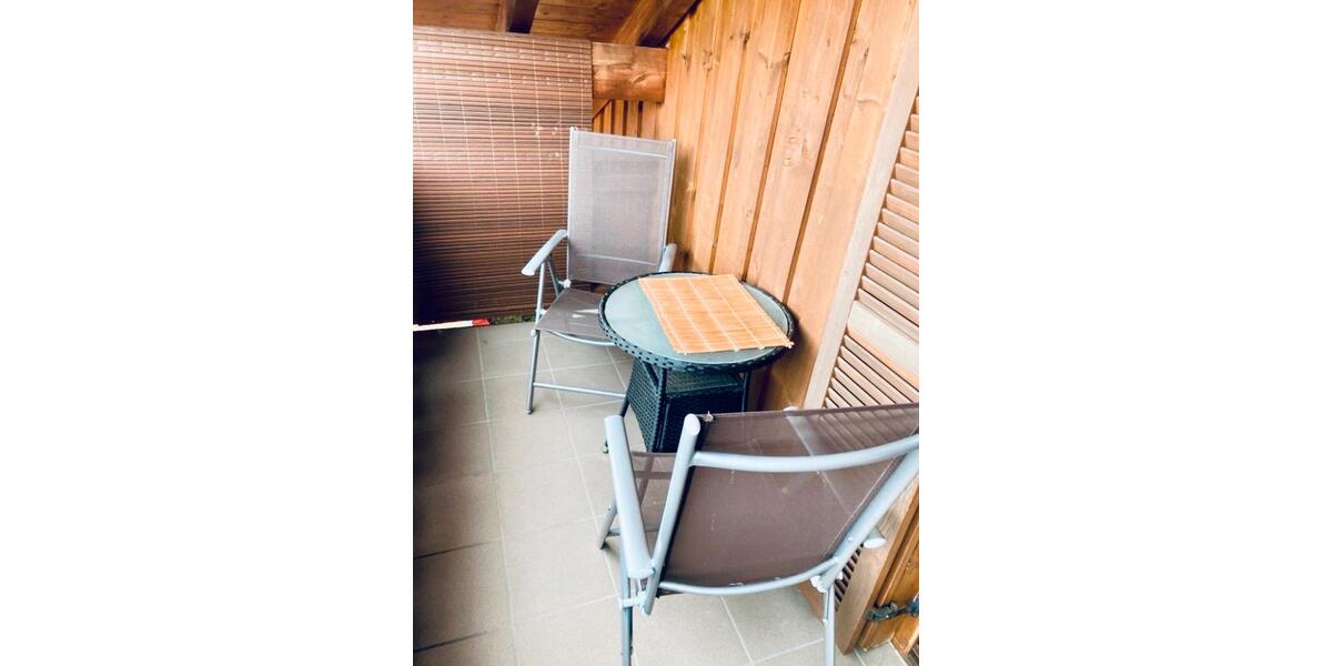 Dachgeschoßwohnung Murnau am Staffelsee - 2 Zimmer, 38 m&sup2;, 730&euro; | Angebot:26656328