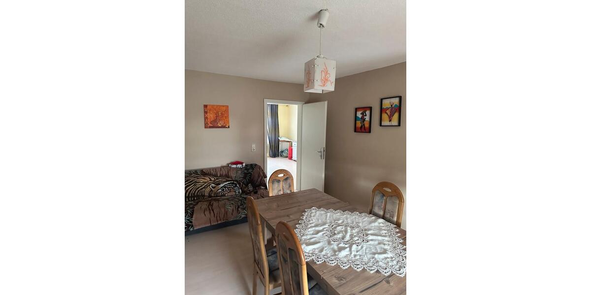 Dachgeschoßwohnung Hecklingen - 4 Zimmer, 115 m&sup2;, 850&euro; | Angebot:25960414