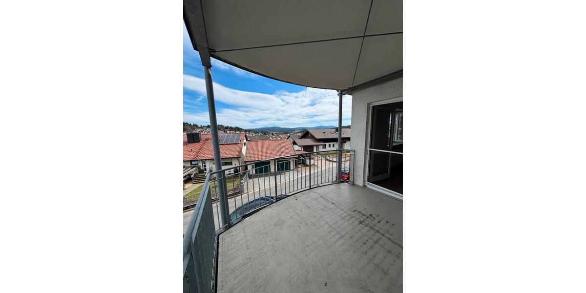 Etagenwohnung Regen - 3 Zimmer, 76 m&sup2;, 550&euro; | Angebot:26071638