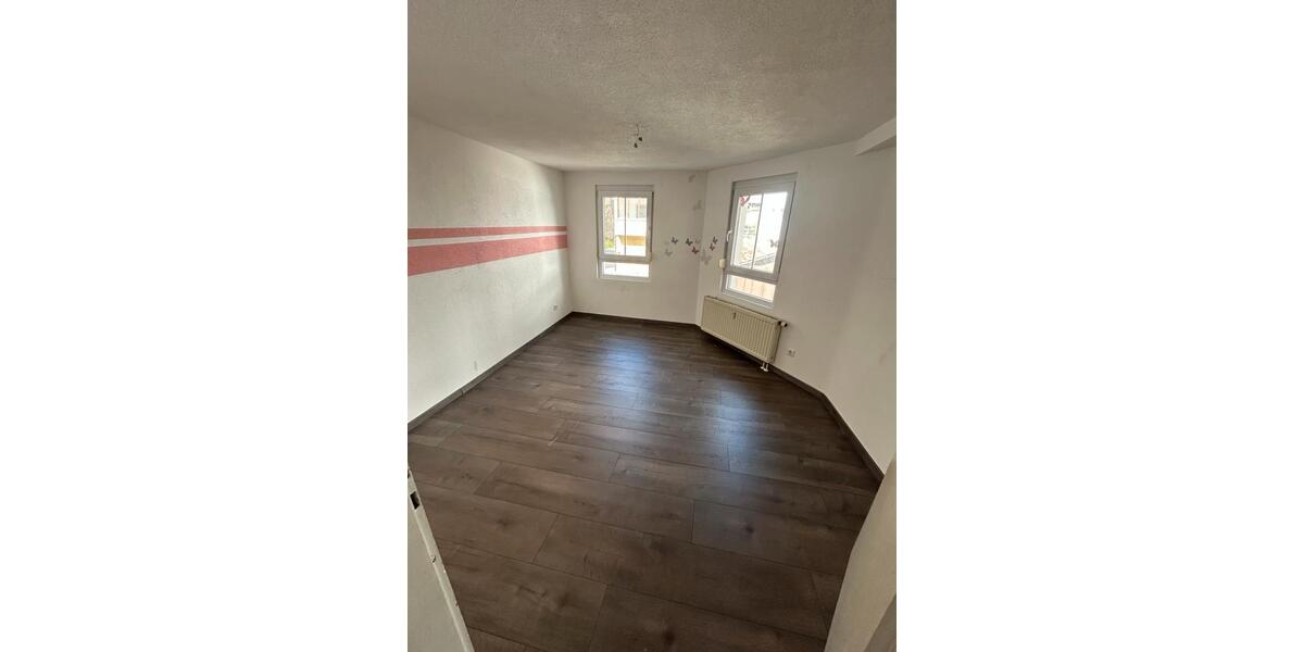 Erdgeschoßwohnung Horb am Neckar - 5 Zimmer, 110 m&sup2;, 1.100&euro; | Angebot:25379654