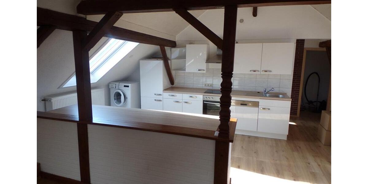 Dachgeschoßwohnung Hargesheim - 4 Zimmer, 132 m&sup2;, 960&euro; | Angebot:26350346
