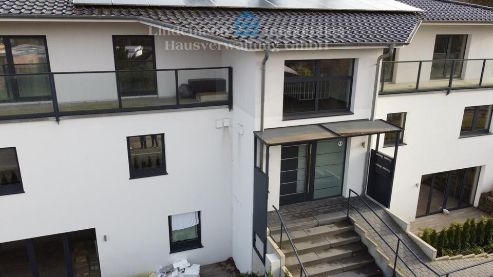 Erdgeschoßwohnung Buxtehude - 3 Zimmer, 122 m&sup2;, 1.100&euro; | Angebot:25646557