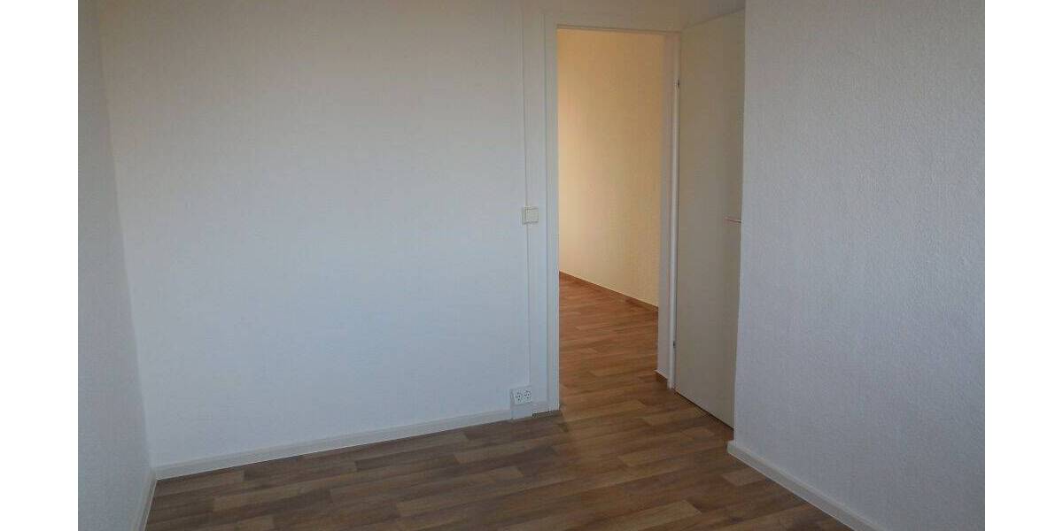 Etagenwohnung Dessau-Roßlau Süd - 3 Zimmer, 57 m&sup2;, 337&euro; | Angebot:26141003
