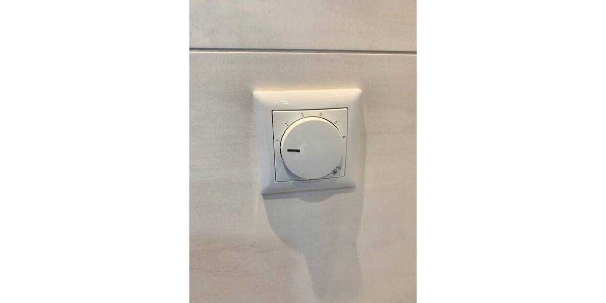 Etagenwohnung Reichenbach - 3 Zimmer, 62 m&sup2;, 400&euro; | Angebot:26065680