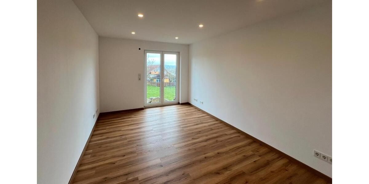 Erdgeschoßwohnung Antrifttal - 3 Zimmer, 112 m&sup2;, 1.000&euro; | Angebot:25988213