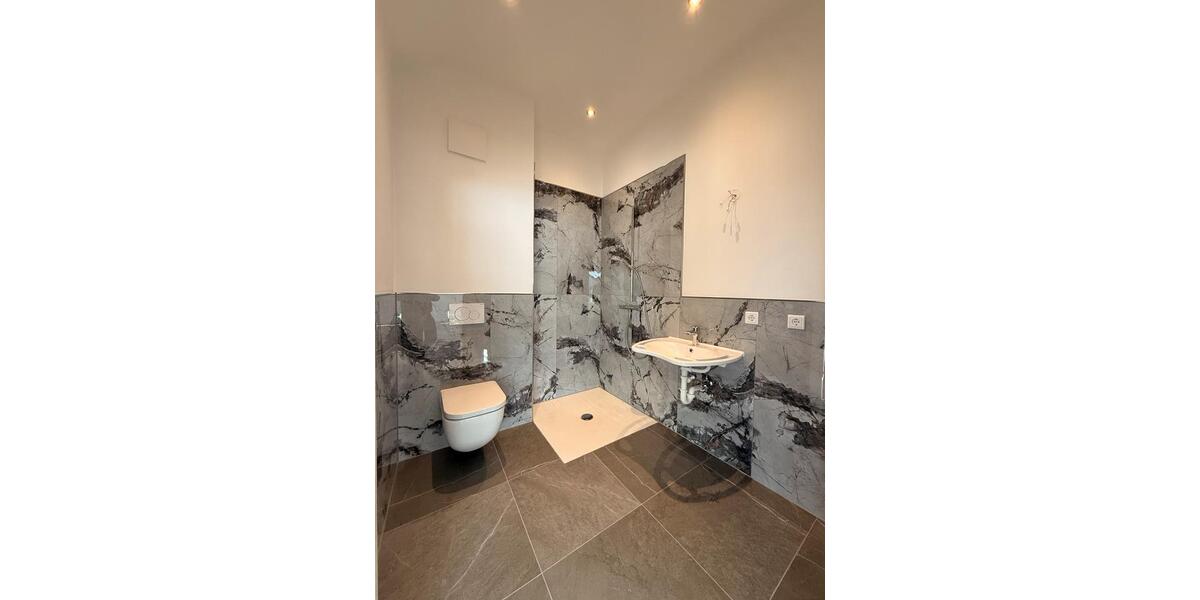 Dachgeschoßwohnung Schönebeck (Elbe) - 2 Zimmer, 69 m&sup2;, 1.500&euro; | Angebot:26091030