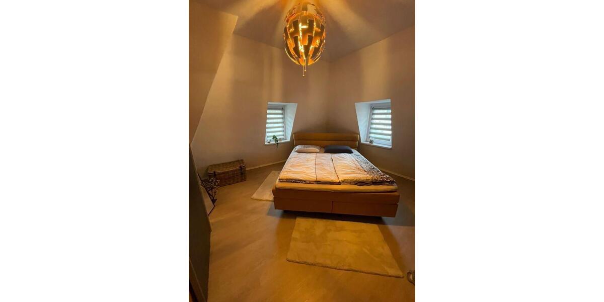 Dachgeschoßwohnung Roßleben-Wiehe Wiehe - 5 Zimmer, 93 m&sup2;, 650&euro; | Angebot:26523177