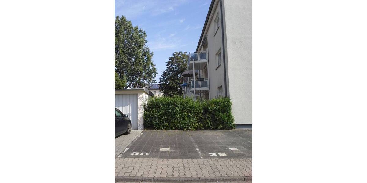Etagenwohnung Eisenberg - 2 Zimmer, 50 m&sup2;, 500&euro; | Angebot:26117352