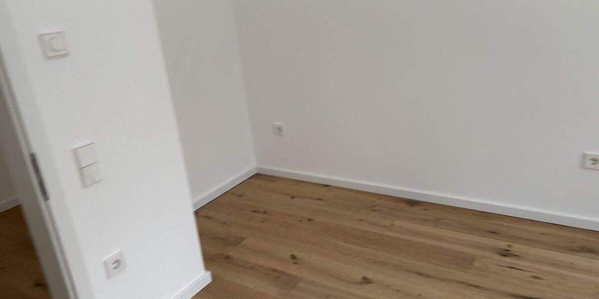 Terrassenwohnung Hannover Döhren - 3 Zimmer, 106 m&sup2;, 1.550&euro; | Angebot:24594302