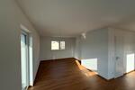 Etagenwohnung Petersberg - 3 Zimmer, 83 m&sup2;, 1.100&euro; | Angebot:24865742