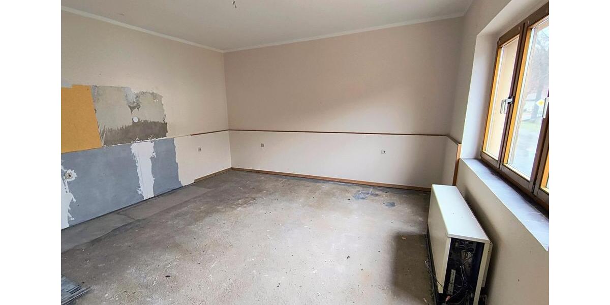 Erdgeschoßwohnung Arnstein - 2 Zimmer, 83 m&sup2;, 400&euro; | Angebot:25255104
