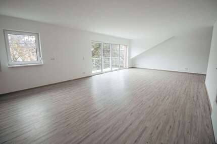 Wohnung Saalfeld/Saale Saale - 3 Zimmer, 108 m&sup2;, 1.050&euro; | Angebot:24514588