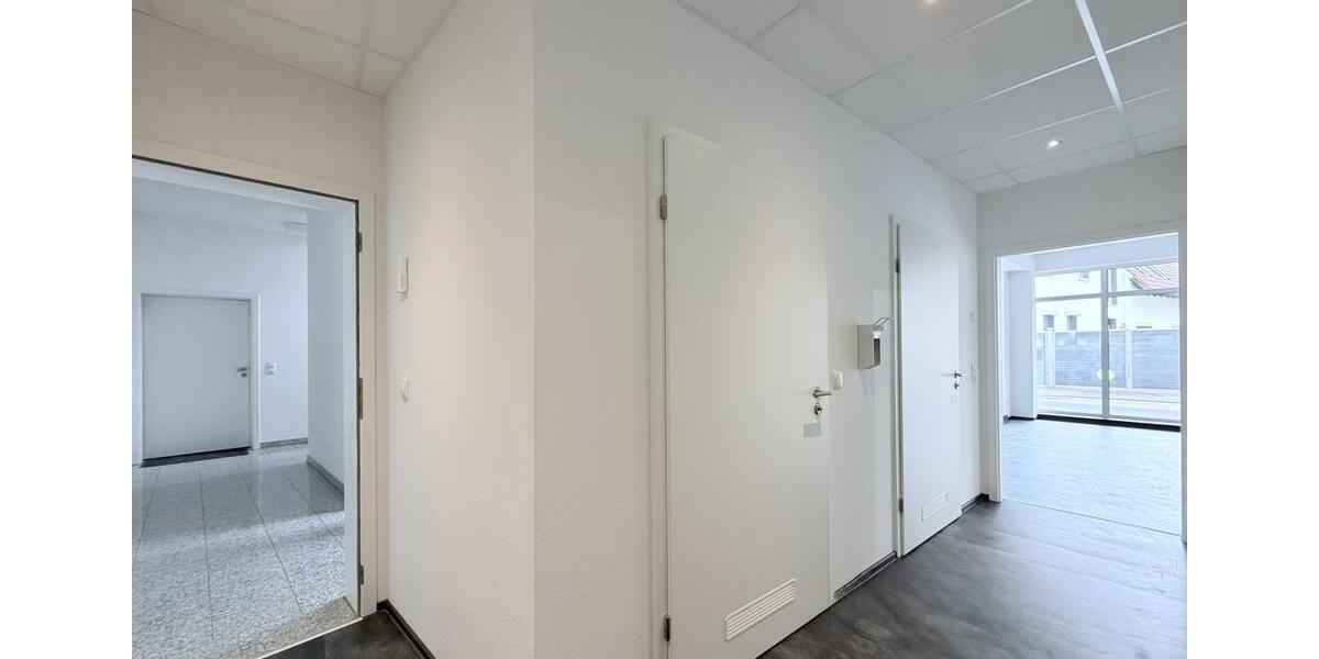 Gewerbeobjekt Wörth am Rhein - 1.350&euro; | Angebot:25594880