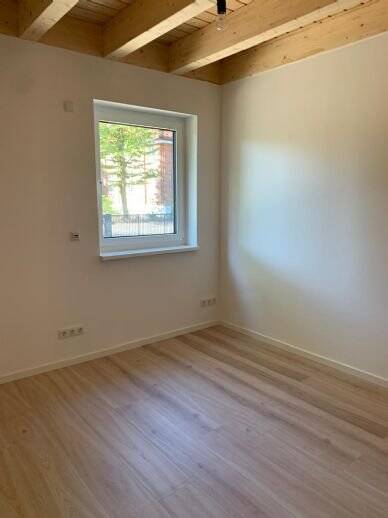 Etagenwohnung Hamburg Nienstedten - 5 Zimmer, 140 m&sup2;, 3.500&euro; | Angebot:26190642