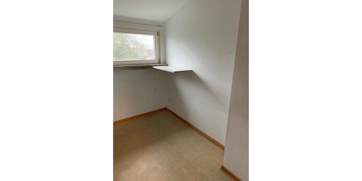Dachgeschoßwohnung Braunfels - 4 Zimmer, 110 m&sup2;, 850&euro; | Angebot:25918770