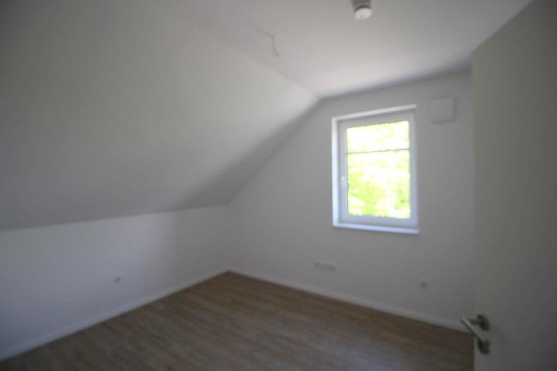 Dachgeschoßwohnung Papenburg - 3 Zimmer, 66 m&sup2;, 620&euro; | Angebot:25418695