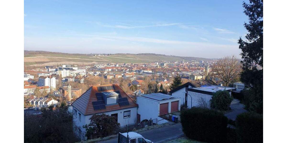 Etagenwohnung Würzburg Zellerau - 3 Zimmer, 88 m&sup2;, 1.150&euro; | Angebot:25800892