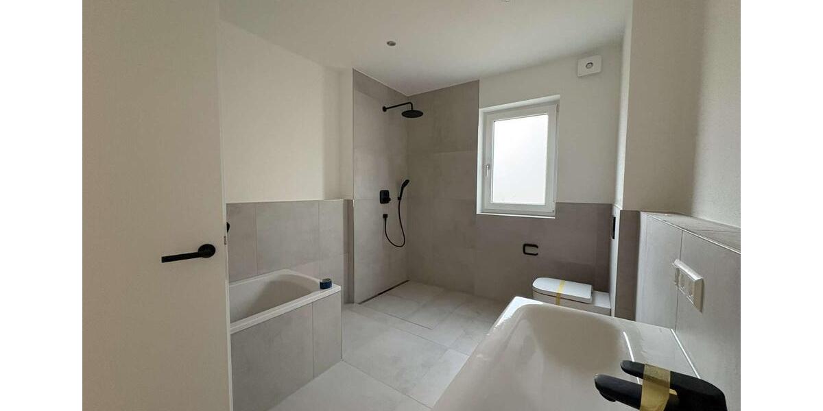 Erdgeschoßwohnung Weißenhorn - 5.5 Zimmer, 122 m&sup2;, 1.696&euro; | Angebot:24780069