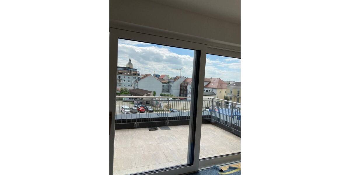 Etagenwohnung Deggendorf - 3 Zimmer, 112 m&sup2;, 1.970&euro; | Angebot:25690401