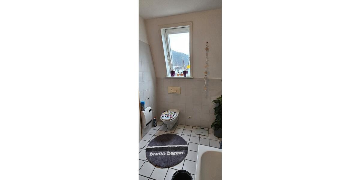 Dachgeschoßwohnung Plettenberg - 2 Zimmer, 70 m&sup2;, 450&euro; | Angebot:26492775