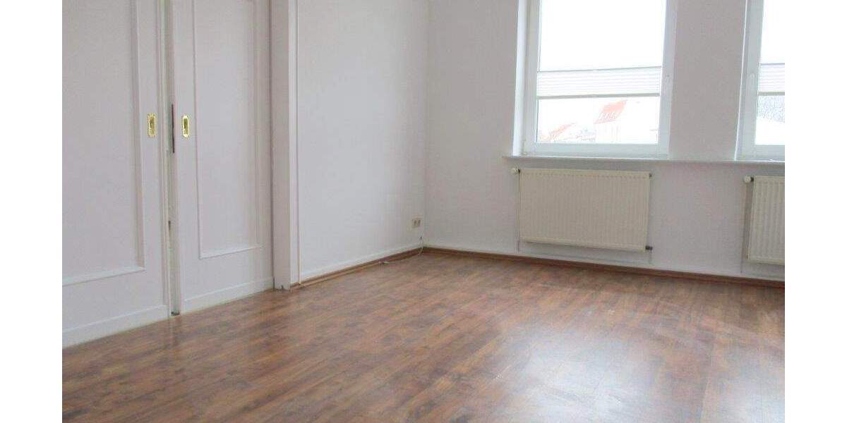 Etagenwohnung Güstrow - 4 Zimmer, 92 m&sup2;, 650&euro; | Angebot:25706231